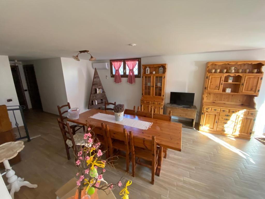 La Casa Del Borgo-Intero Appartamento Latina Bagian luar foto